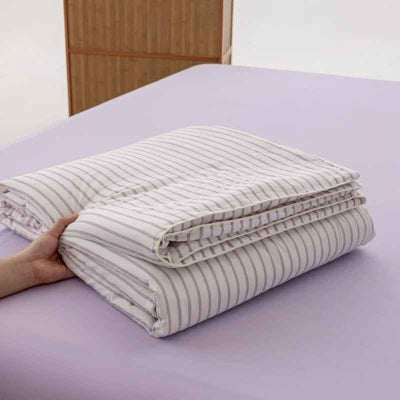 couette ete lignes violettes